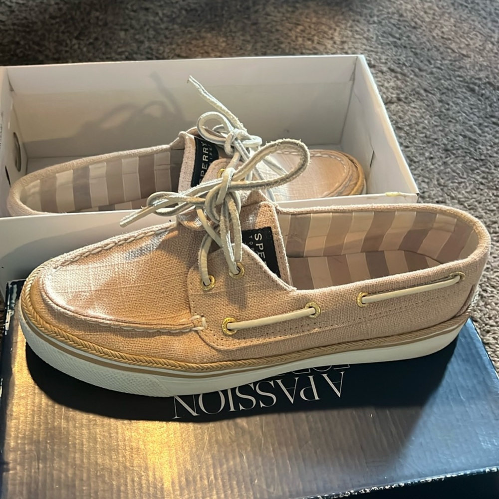 Lightly worn Sperry’s